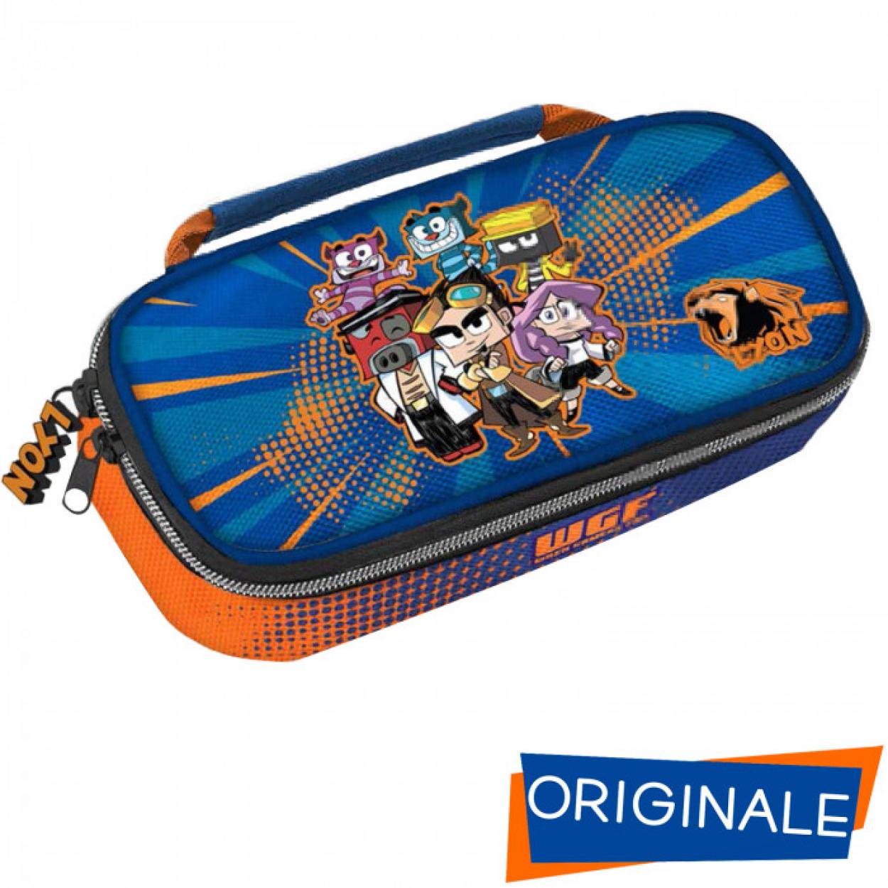 Panini Ovales Federmäppchen „Anna“ – Offizielles Lyon Gamer Design – Mit Reißverschluss & Stiftefach – Stylische Schultasche Für Gamer Und Fans – Praktisch, Bunt Und Geräumig Panini Ovales Federmäppchen „Anna“ – Offizielles Lyon Gamer Design – Mit Reißverschluss & Stiftefach – Stylische Schultasche Für Gamer Und Fans – Praktisch, Bunt Und Geräumig
