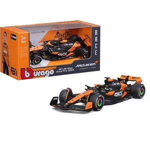 Bburago Formula Racing 2024 F-1 McLaren MCL38 #81 Oscar Piastri Veicolo pressofuso in scala 1:43
