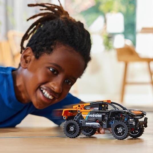 42166 NEOM MCLAREN EXTREME E - toysvaldichiana.it