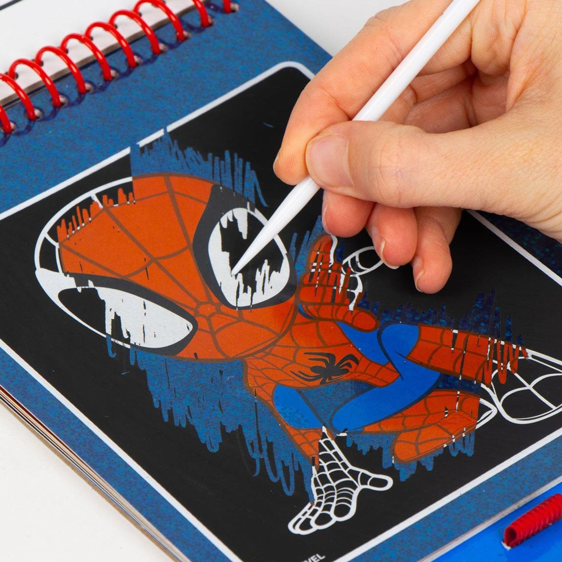 Cerdá Set Di Cancelleria Scratch Book Spidey
