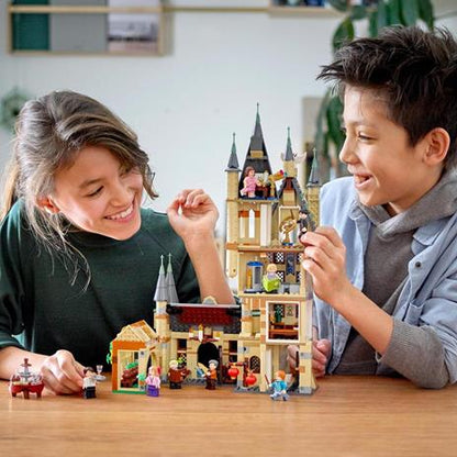 LEGO Harry Potter 75969 Torre di Astronomia di Hogwarts, Castello Giocattolo Compatibile, Giochi per Bambini dai 9 Anni