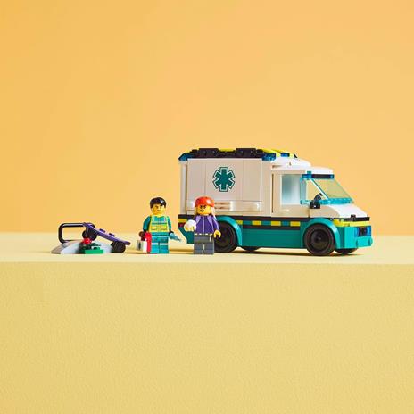 60451 Ambulanza Di Emergenza