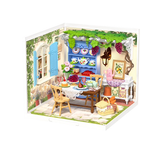 Rolife Midsummer Dream Yard – Mini casa DW025
