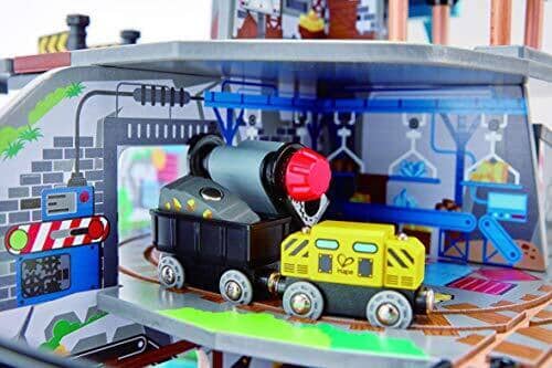 Mega Miniera Montana Hape toysvaldichiana.it 