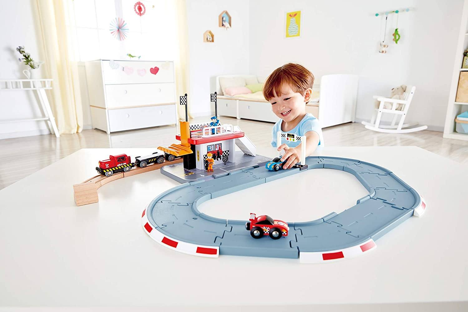 Circuito E Stazione Da Corsa HAPE toysvaldichiana.it 