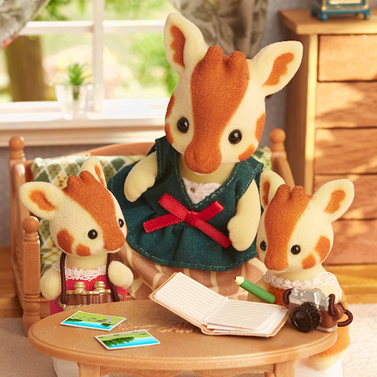 Famiglia Giraffa SYLVANIAN FAMILIES toysvaldichiana.it 