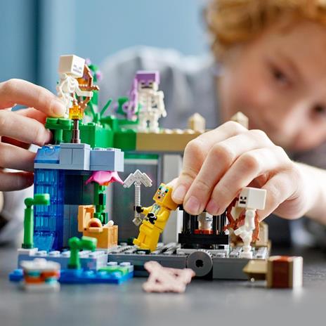 LEGO MINECRAFT LE SEGRETE DELLO SCHELETRO 21189 toysvaldichiana.it 