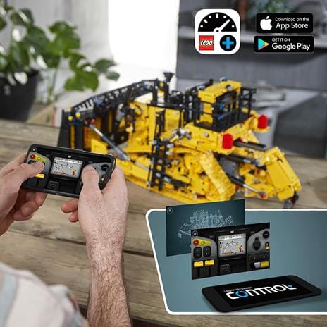 LEGO Technic (42131). Bulldozer Cat D11T LEGO 