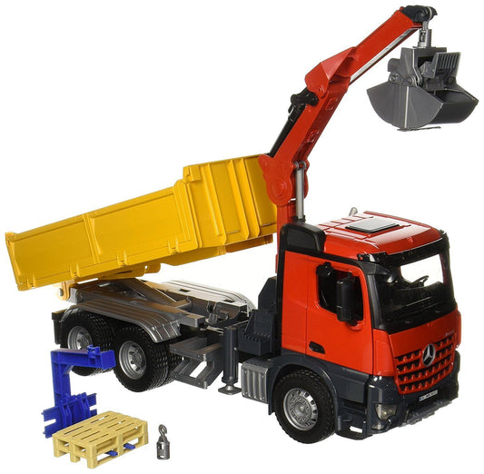 MB Arocs camion ribaltabile con gru e pallet - toysvaldichiana.it