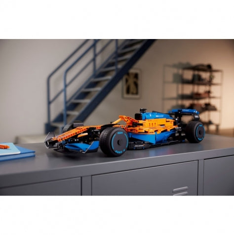 McLaren Formula 1™ LEGO® Technic 42141 toysvaldichiana.it 