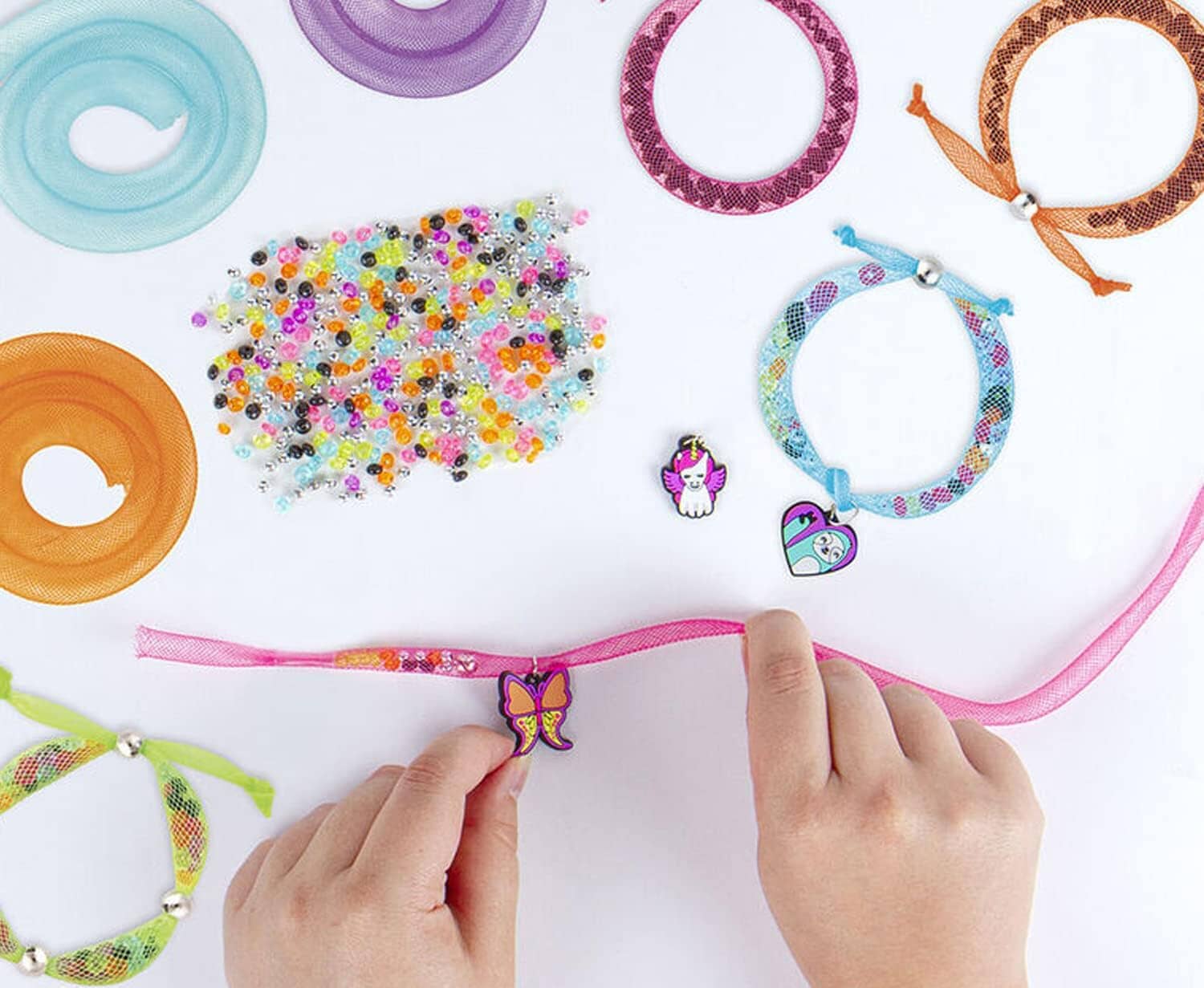 Set Crea I Tuoi Braccialetti- Unicorni toysvaldichiana.it 